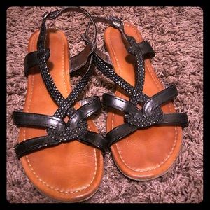 Black sandals Report size 8